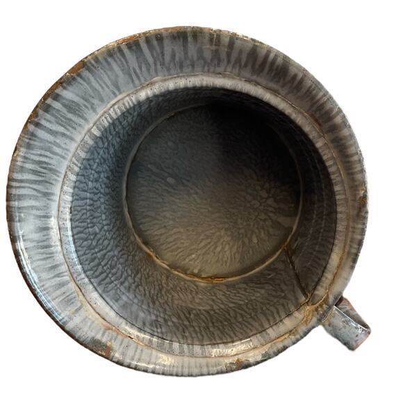 1 Quart Gray Measuring Pitcher Graniteware Mottled Enamel Bulbous Handle Rustic - Picture 7 of 8